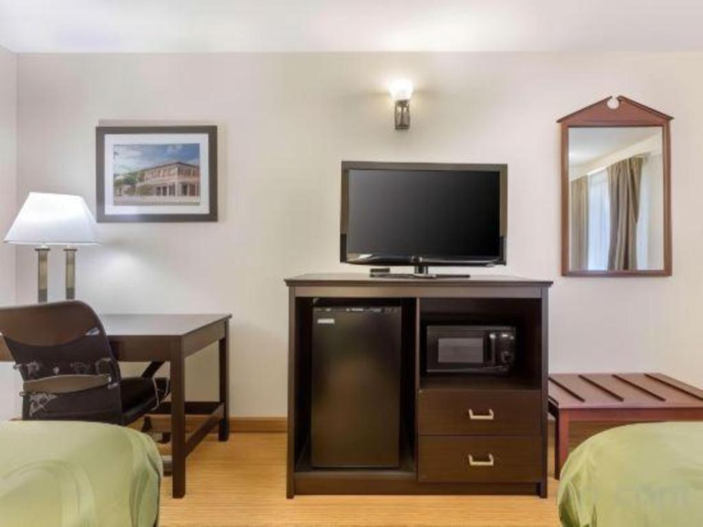 Quality Inn Arab Hwy 231 Ngoại thất bức ảnh
