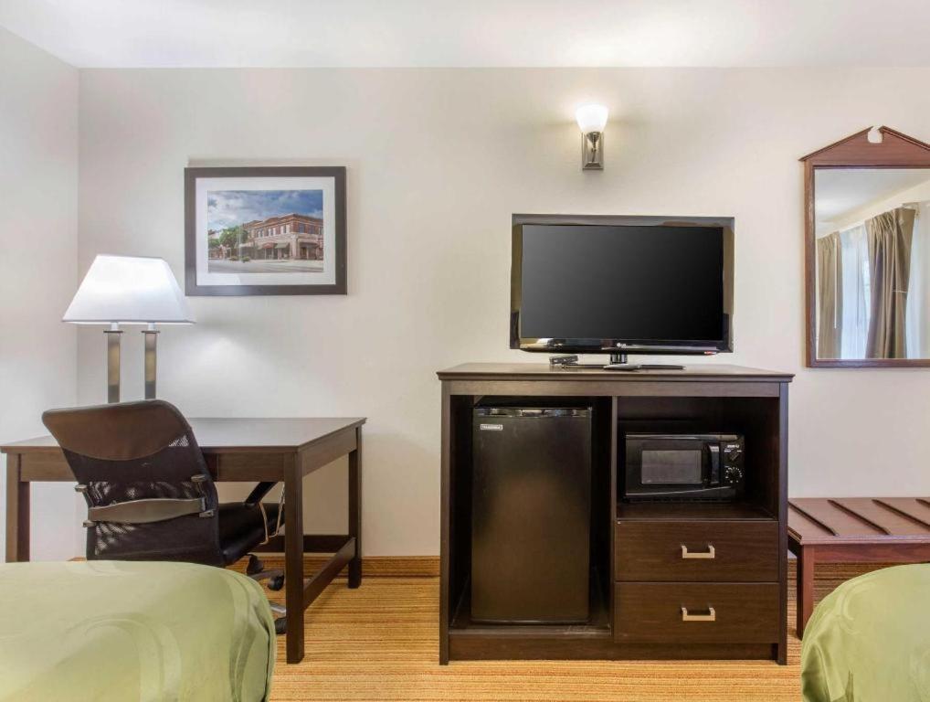Quality Inn Arab Hwy 231 Ngoại thất bức ảnh