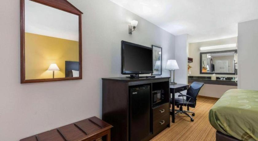 Quality Inn Arab Hwy 231 Ngoại thất bức ảnh